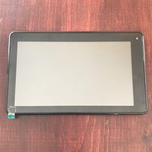 RCA 7" Tablet- with Charger & Case! EUC